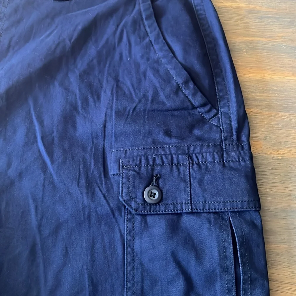 St. John’s Bay men’s cargo shorts size 40 new with tags #340